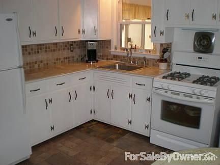 Main Floor Kitchen