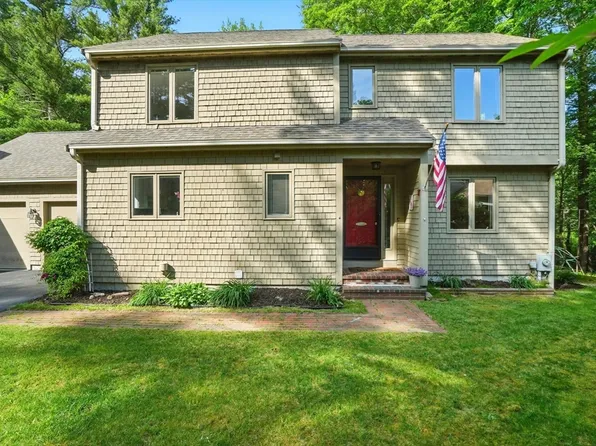 17 Trout Farm Ln, Duxbury, MA 02332