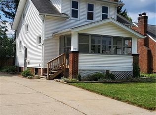 5292 Oakmont Dr, Lyndhurst, OH 44124