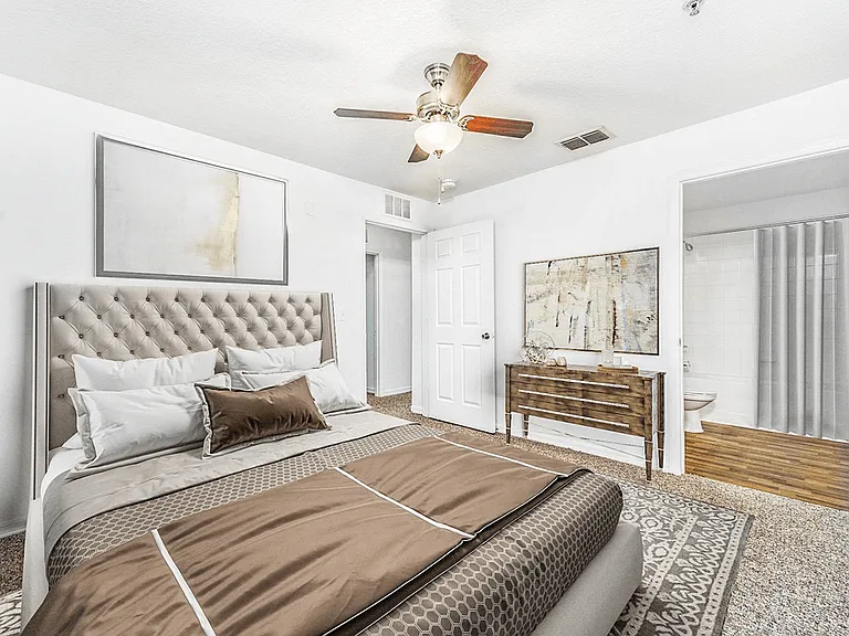 Brookwood Forest Apartments — Photo 47