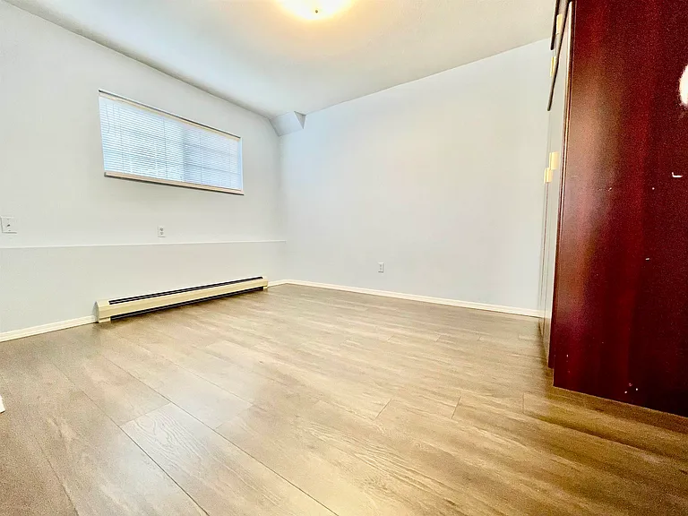 1073X Walnut Close #LOWER LEVEL — Photo 11
