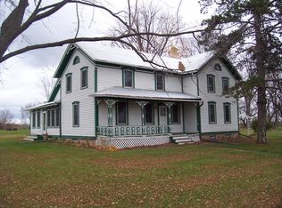9442 Manu Rd, Larsen, WI 54947