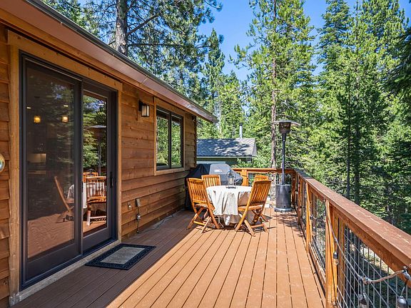 3rd image of 563 Robin Rd