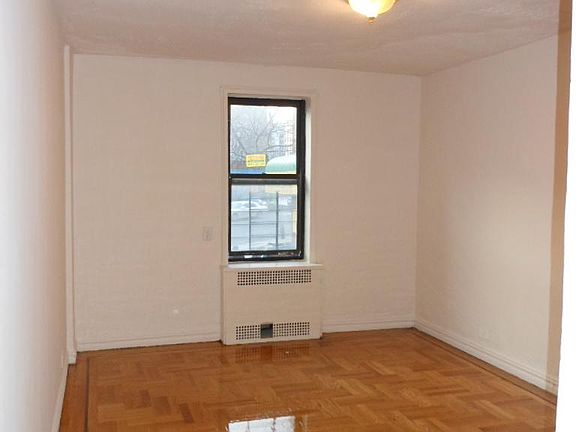 2nd image of 1240 College Ave