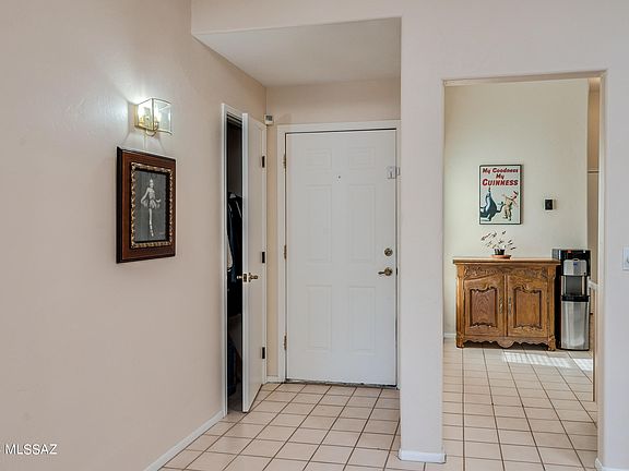 5th image of 720 W Rushwood Dr