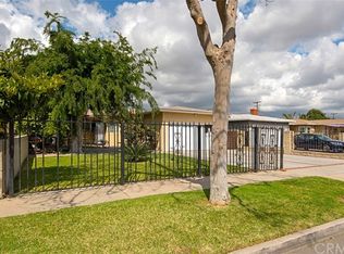 2213 W 7th St, Santa Ana, CA 92703