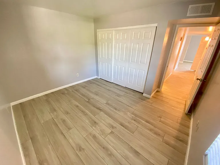 1402 E Guadalupe Rd #225 — Photo 14