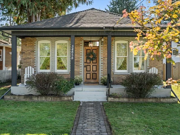 34858 Clayburn Rd, Abbotsford, BC V2S 7Y9