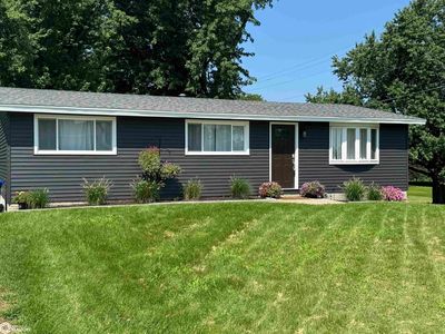 400 Drury Ln, Le Grand, IA, 50142