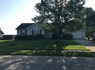 121 Canterbury St, Lawrenceburg, KY 40342