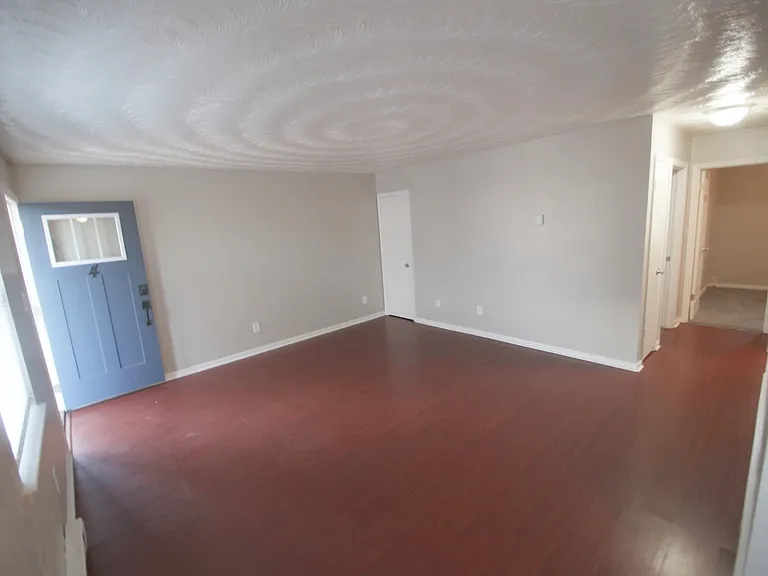 4th Bay Apartments — Photo 7