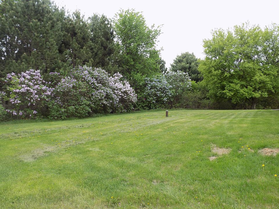 2nd image of 668 Perch Lake Rd