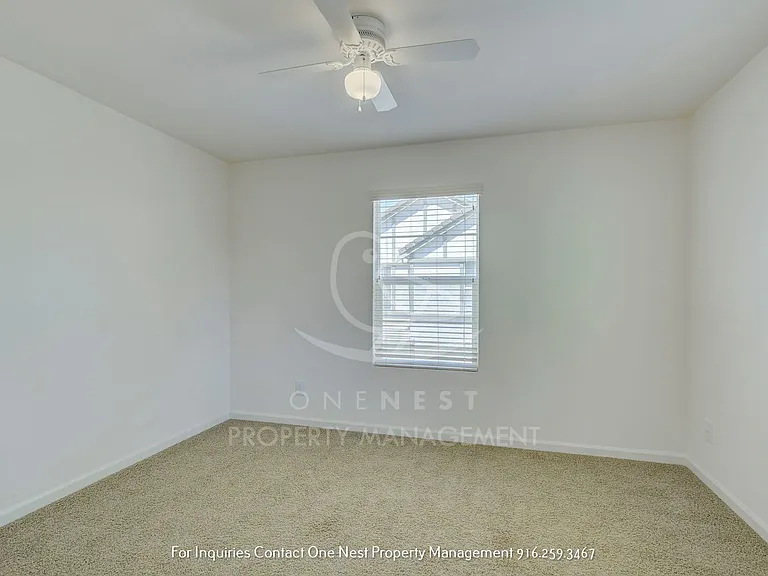 1392 Impressionist Loop — Photo 24