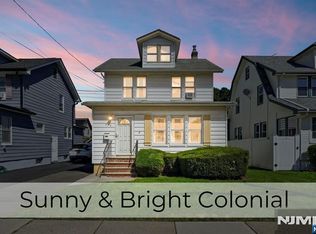 279 Farrant Ter, Teaneck, NJ 07666