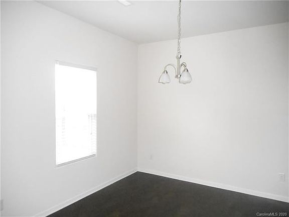 5th image of 7114 Agava Ln