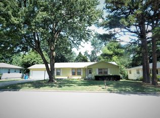 1111 Ridgecrest Ave, Carthage, MO 64836