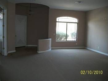 2nd image of 4115 E Woodstock Rd