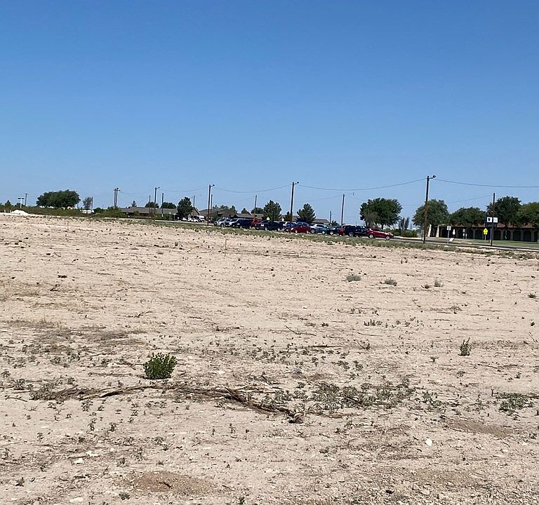 2nd image of N Greasewood St