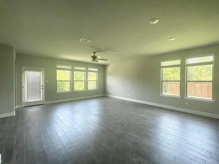 1540 Charismatic Ct — Photo 8