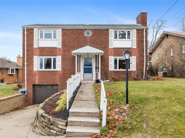 145 Fieldcrest Dr, Pittsburgh, PA 15221