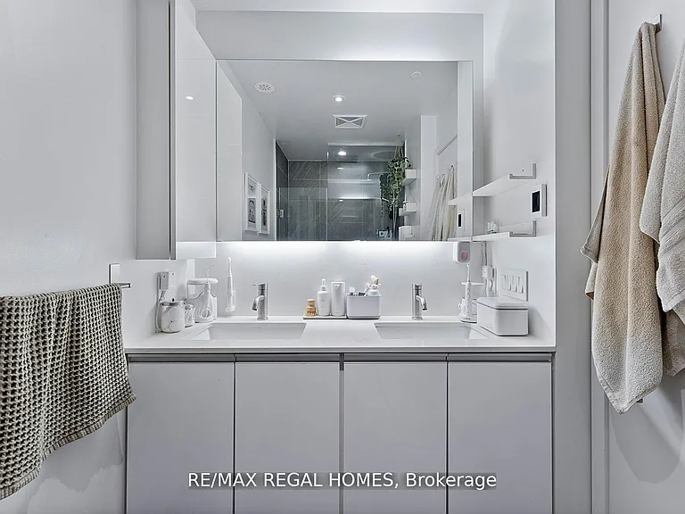 1238 Dundas St E #Townhouse 110 — Photo 20