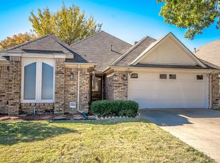 1007 Olde Towne Dr, Irving, TX 75061