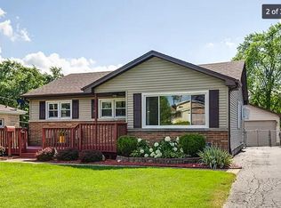 206 Dalton Ave, Mundelein, IL