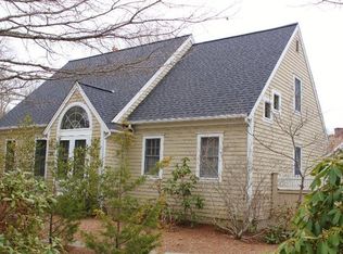 24 Sandcastle Dr, East Falmouth, MA 02536