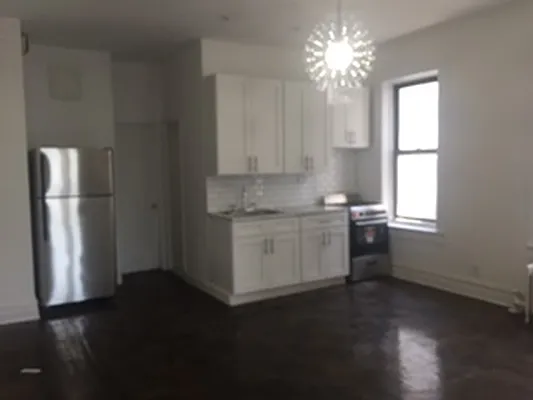 Rented by G2 Realty Group LLC | media 12