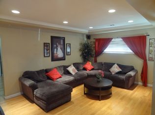 10500 Pinehurst Ave, South Gate, CA 90280