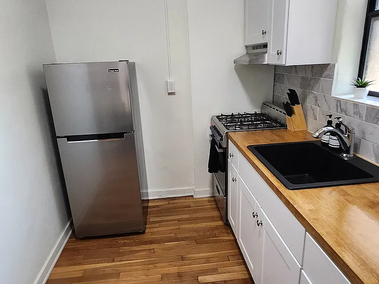 1009 N 1st St #2 — Photo 7