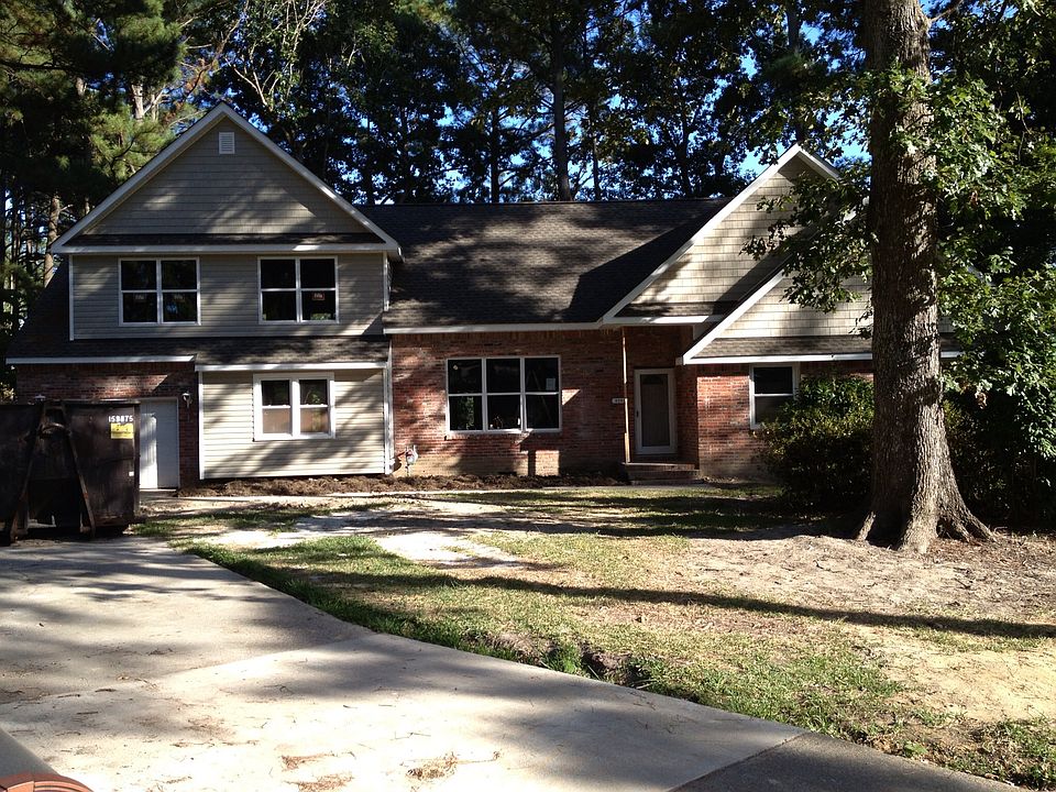 1st image of 2501 Pickett Cir