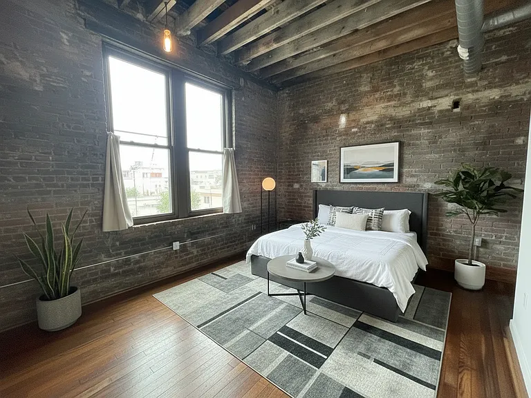 110 W Market St #210 — Photo 3