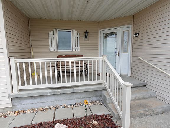 2nd image of 27336 307th St