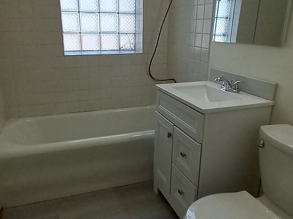 3rd image of 4401 S Campbell Ave APT 2