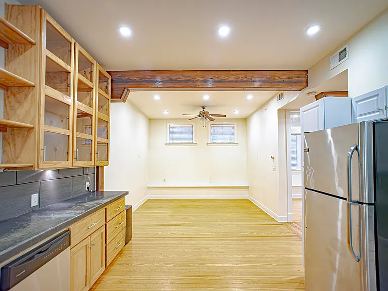4121 Magazine St #1 — Photo 6