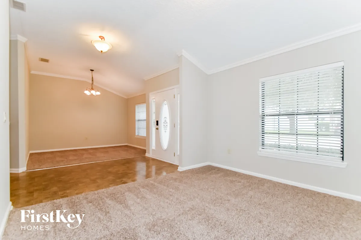 Building Photo - 3333 Horseshoe Trail Dr
