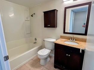 18912 Valley Cir #1-D, Huntington Beach, CA 92646