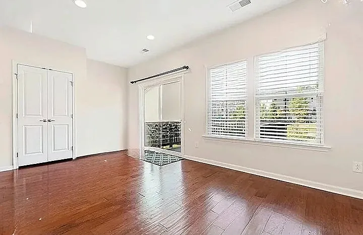511 Pemberwich Pl — Photo 3