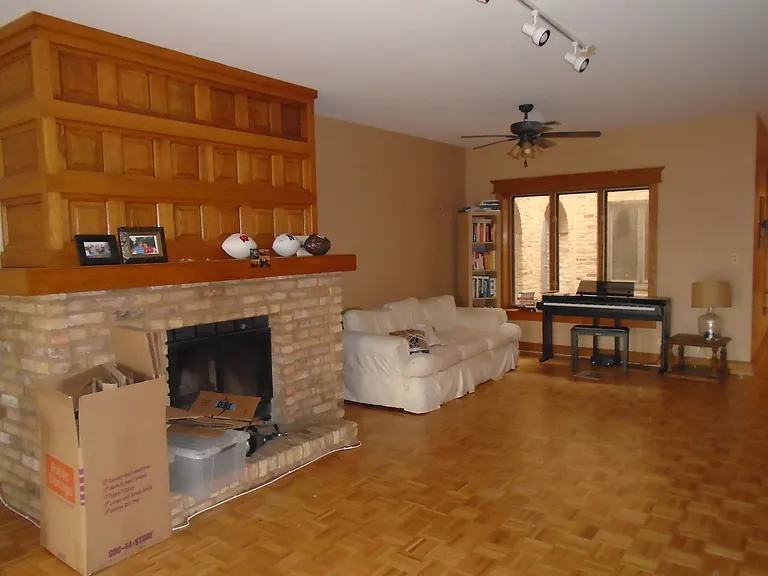 443 W Eugenie St #3E — Photo 3