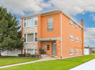 6534 W 79th St, Burbank, IL