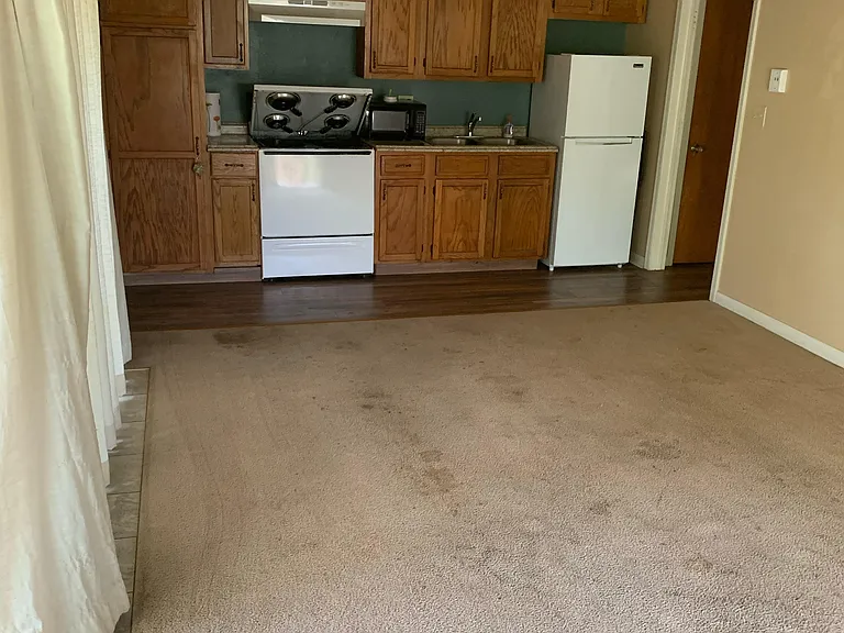 86 Hillside Dr — Photo 3