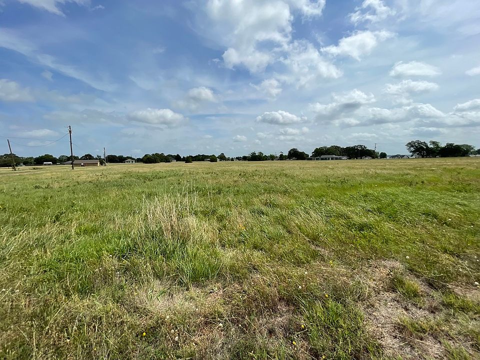 1st image of 760 Seven Box Ranch Rd #2