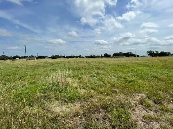760 Seven Box Ranch Rd #2, Trinidad, TX 75163