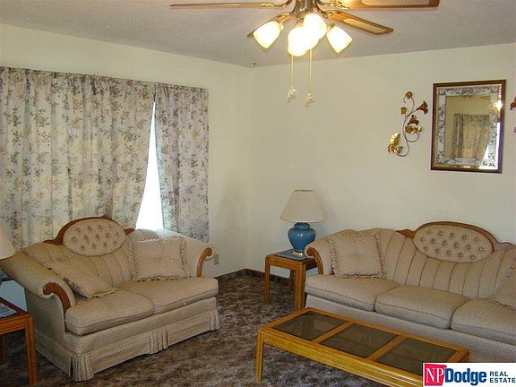 4th image of 1322 Avenue D