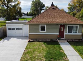 314 2nd Ave SW, Steele, ND 58482