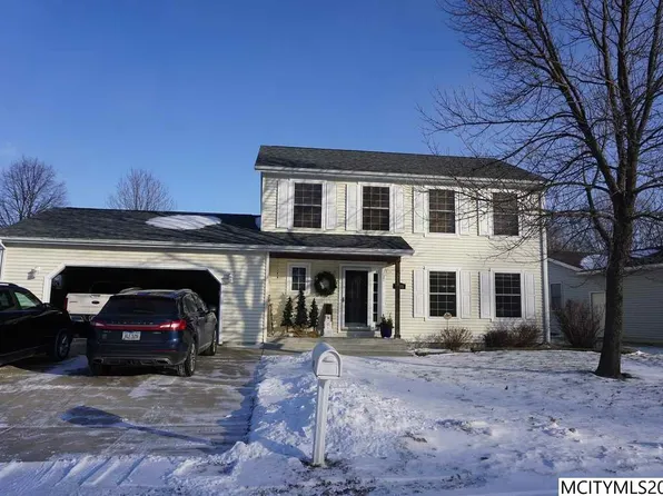 1005 S Garfield Ave, Mason City, IA 50401