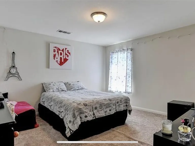 2122 Sable Wood Dr — Photo 9