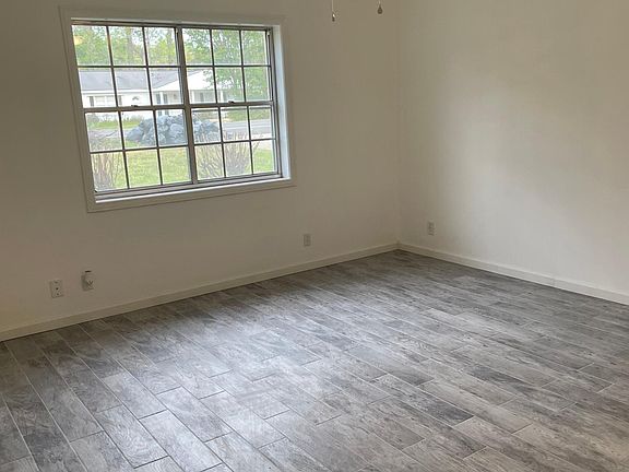 2nd image of 2200 Park Ave