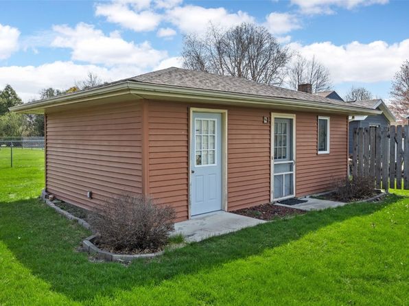 4412 H St, Amana, IA 52203